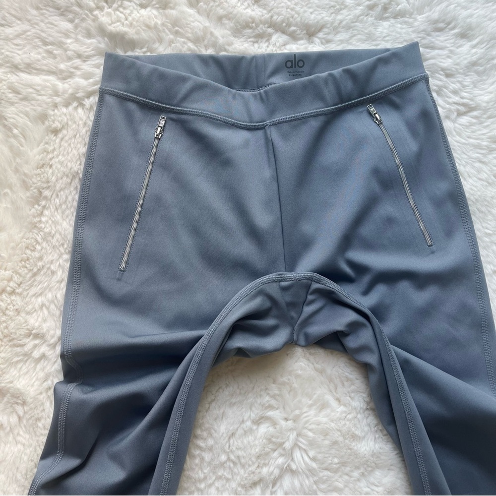 ALO Yoga Thrill Seeker Leggings M - Picture 12 of 14